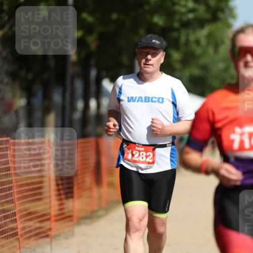 07.09.2025 - 19. Norderstedt Triathlon Michael Strokosch http://msf.ph/oto/8795127 07.09.2025 12:16:20 Laufen 186, 714, 1282 meine-sportfotos.de