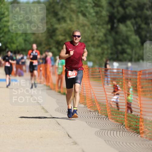 07.09.2025 - 19. Norderstedt Triathlon Michael Strokosch http://msf.ph/oto/8795146 07.09.2025 12:16:27 Laufen 823 meine-sportfotos.de