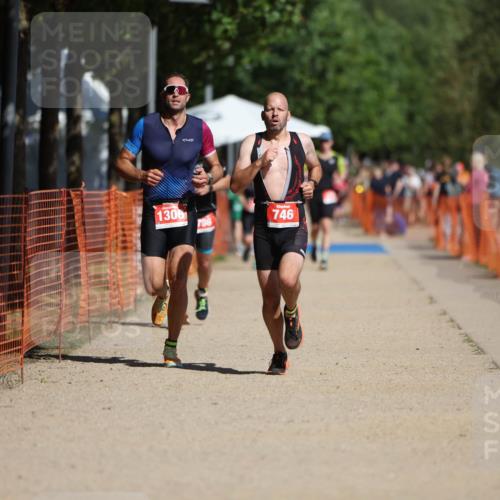 07.09.2025 - 19. Norderstedt Triathlon Michael Strokosch http://msf.ph/oto/8795210 07.09.2025 12:16:48 Laufen 746, 796, 1306 meine-sportfotos.de