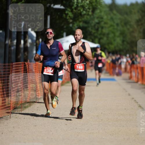 07.09.2025 - 19. Norderstedt Triathlon Michael Strokosch http://msf.ph/oto/8795214 07.09.2025 12:16:49 Laufen 746, 796, 1306 meine-sportfotos.de