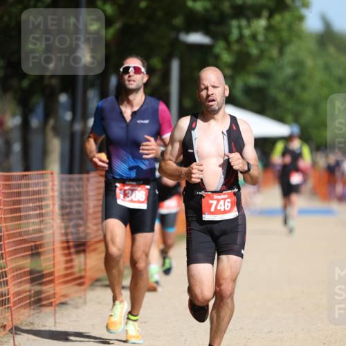 07.09.2025 - 19. Norderstedt Triathlon Michael Strokosch http://msf.ph/oto/8795226 07.09.2025 12:16:51 Laufen 746, 796, 1306 meine-sportfotos.de