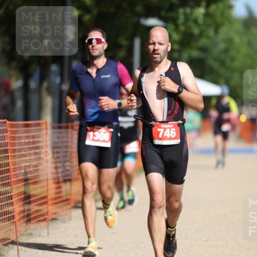 07.09.2025 - 19. Norderstedt Triathlon Michael Strokosch http://msf.ph/oto/8795229 07.09.2025 12:16:51 Laufen 746, 796, 1306 meine-sportfotos.de