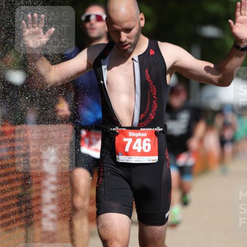07.09.2025 - 19. Norderstedt Triathlon Michael Strokosch http://msf.ph/oto/8795249 07.09.2025 12:16:52 Laufen 746, 796, 1306 meine-sportfotos.de
