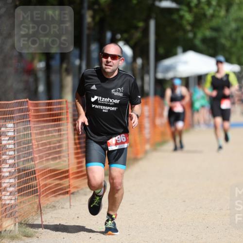 07.09.2025 - 19. Norderstedt Triathlon Michael Strokosch http://msf.ph/oto/8795266 07.09.2025 12:16:54 Laufen 746, 796, 1306 meine-sportfotos.de