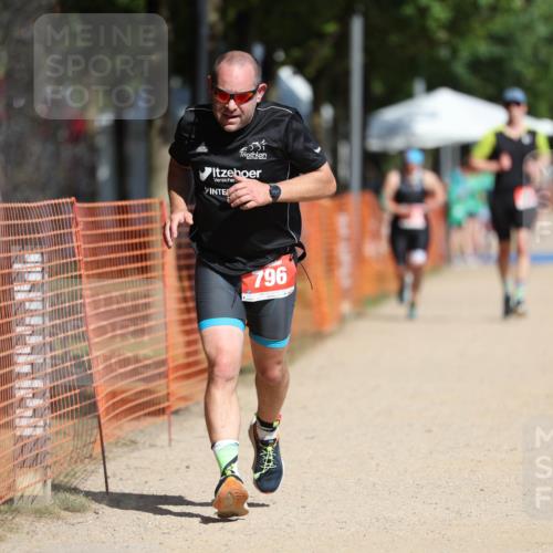 07.09.2025 - 19. Norderstedt Triathlon Michael Strokosch http://msf.ph/oto/8795268 07.09.2025 12:16:54 Laufen 746, 796, 1306 meine-sportfotos.de