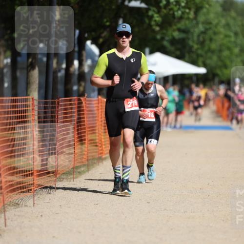 07.09.2025 - 19. Norderstedt Triathlon Michael Strokosch http://msf.ph/oto/8795289 07.09.2025 12:17:00 Laufen 279, 796, 1218 meine-sportfotos.de