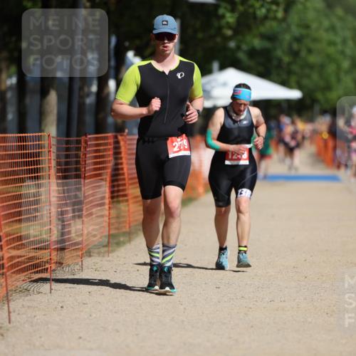 07.09.2025 - 19. Norderstedt Triathlon Michael Strokosch http://msf.ph/oto/8795301 07.09.2025 12:17:01 Laufen 279, 1218 meine-sportfotos.de