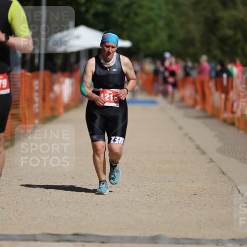 07.09.2025 - 19. Norderstedt Triathlon Michael Strokosch http://msf.ph/oto/8795321 07.09.2025 12:17:03 Laufen 279, 1218 meine-sportfotos.de