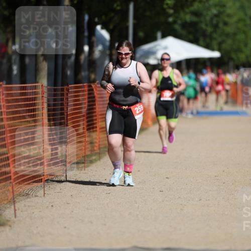 07.09.2025 - 19. Norderstedt Triathlon Michael Strokosch http://msf.ph/oto/8795520 07.09.2025 12:17:54 Laufen 259, 768, 784 meine-sportfotos.de