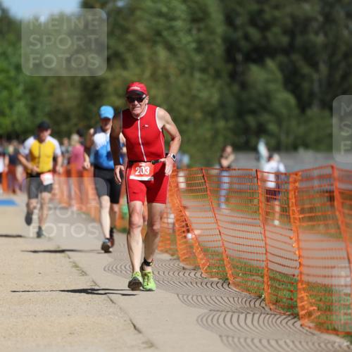 07.09.2025 - 19. Norderstedt Triathlon Michael Strokosch http://msf.ph/oto/8795689 07.09.2025 12:18:15 Laufen 203, 857, 1371 meine-sportfotos.de