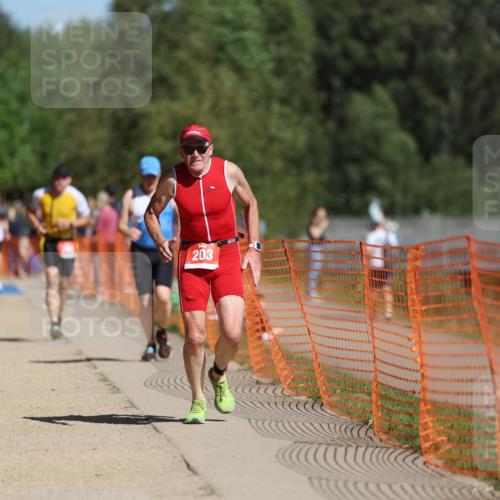07.09.2025 - 19. Norderstedt Triathlon Michael Strokosch http://msf.ph/oto/8795695 07.09.2025 12:18:15 Laufen 203, 857, 1371 meine-sportfotos.de