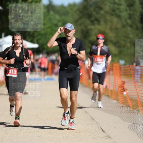 07.09.2025 - 19. Norderstedt Triathlon Michael Strokosch http://msf.ph/oto/8795751 07.09.2025 12:18:27 Laufen 237, 795, 857, 1300, 1313, 1371, 1372 meine-sportfotos.de