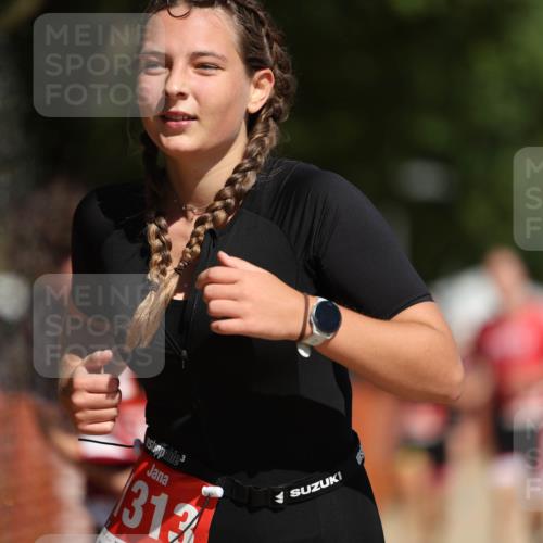 07.09.2025 - 19. Norderstedt Triathlon Michael Strokosch http://msf.ph/oto/8795807 07.09.2025 12:18:32 Laufen 237, 822, 1300, 1313, 1372 meine-sportfotos.de