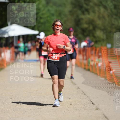 07.09.2025 - 19. Norderstedt Triathlon Michael Strokosch http://msf.ph/oto/8795916 07.09.2025 12:18:47 Laufen 201, 803 meine-sportfotos.de