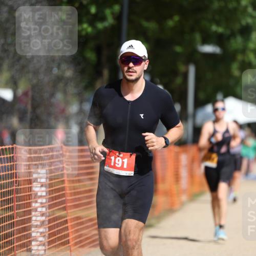 07.09.2025 - 19. Norderstedt Triathlon Michael Strokosch http://msf.ph/oto/8796106 07.09.2025 12:19:07 Laufen 191, 1187 meine-sportfotos.de