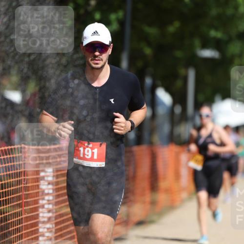 07.09.2025 - 19. Norderstedt Triathlon Michael Strokosch http://msf.ph/oto/8796115 07.09.2025 12:19:08 Laufen 191, 1187 meine-sportfotos.de