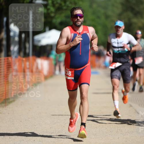 07.09.2025 - 19. Norderstedt Triathlon Michael Strokosch http://msf.ph/oto/8796194 07.09.2025 11:54:32 Laufen 238, 819, 984, 1189, 1395 meine-sportfotos.de