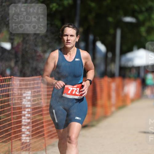 07.09.2025 - 19. Norderstedt Triathlon Michael Strokosch http://msf.ph/oto/8796302 07.09.2025 12:19:34 Laufen 773, 801, 1333 meine-sportfotos.de