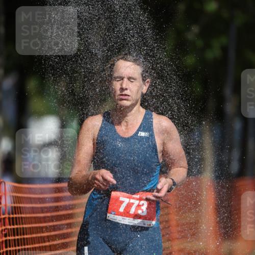 07.09.2025 - 19. Norderstedt Triathlon Michael Strokosch http://msf.ph/oto/8796327 07.09.2025 12:19:36 Laufen 773, 801, 1333 meine-sportfotos.de