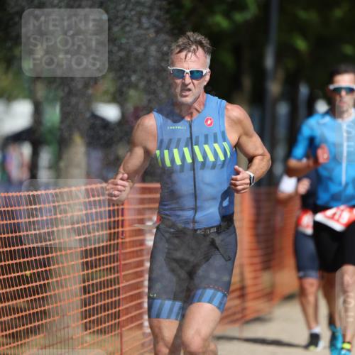 07.09.2025 - 19. Norderstedt Triathlon Michael Strokosch http://msf.ph/oto/8796530 07.09.2025 12:19:54 Laufen 215, 791, 815, 837, 862 meine-sportfotos.de