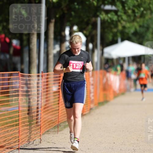 07.09.2025 - 19. Norderstedt Triathlon Michael Strokosch http://msf.ph/oto/8796536 07.09.2025 10:52:19 Laufen 86, 1130 meine-sportfotos.de