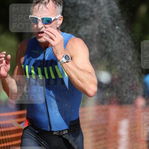 07.09.2025 - 19. Norderstedt Triathlon Michael Strokosch http://msf.ph/oto/8796550 07.09.2025 12:19:55 Laufen 215, 791, 815, 862 meine-sportfotos.de