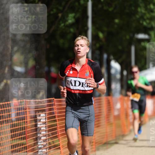 07.09.2025 - 19. Norderstedt Triathlon Michael Strokosch http://msf.ph/oto/8796598 07.09.2025 11:55:25 Laufen 228, 710, 734, 746, 1164, 1173, 1202 meine-sportfotos.de