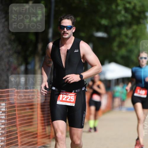 07.09.2025 - 19. Norderstedt Triathlon Michael Strokosch http://msf.ph/oto/8796607 07.09.2025 12:20:04 Laufen 140, 1225, 1278 meine-sportfotos.de