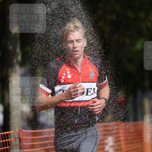 07.09.2025 - 19. Norderstedt Triathlon Michael Strokosch http://msf.ph/oto/8796649 07.09.2025 11:55:26 Laufen 228, 710, 734, 746, 1164, 1173, 1202 meine-sportfotos.de