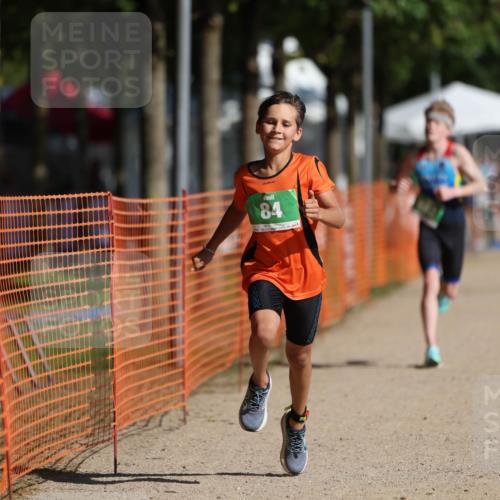 07.09.2025 - 19. Norderstedt Triathlon Michael Strokosch http://msf.ph/oto/8796657 07.09.2025 10:52:26 Laufen 84, 652, 1130 meine-sportfotos.de