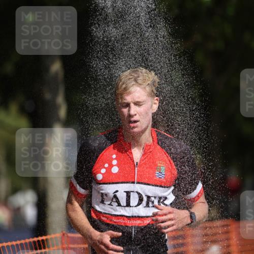 07.09.2025 - 19. Norderstedt Triathlon Michael Strokosch http://msf.ph/oto/8796659 07.09.2025 11:55:26 Laufen 228, 710, 734, 746, 1164, 1173, 1202 meine-sportfotos.de