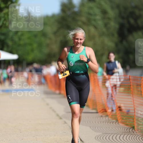 07.09.2025 - 19. Norderstedt Triathlon Michael Strokosch http://msf.ph/oto/8796686 07.09.2025 11:55:29 Laufen 228, 710, 734, 1164, 1173, 1202 meine-sportfotos.de