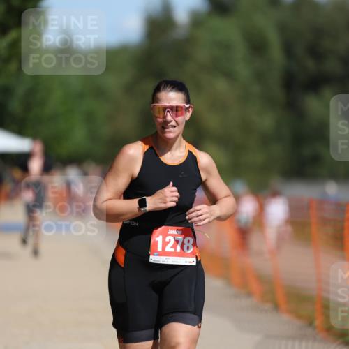 07.09.2025 - 19. Norderstedt Triathlon Michael Strokosch http://msf.ph/oto/8796710 07.09.2025 12:20:12 Laufen 140, 1278 meine-sportfotos.de