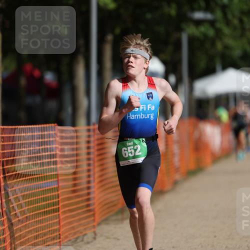 07.09.2025 - 19. Norderstedt Triathlon Michael Strokosch http://msf.ph/oto/8796743 07.09.2025 10:52:29 Laufen 84, 652 meine-sportfotos.de