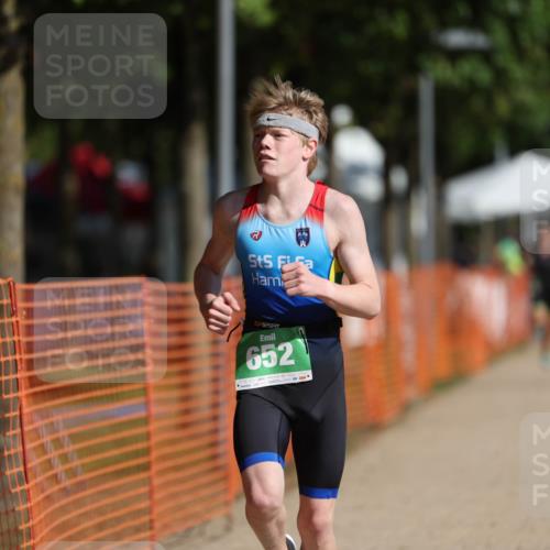 07.09.2025 - 19. Norderstedt Triathlon Michael Strokosch http://msf.ph/oto/8796753 07.09.2025 10:52:29 Laufen 84, 652 meine-sportfotos.de