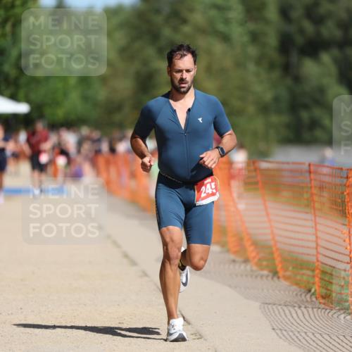 07.09.2025 - 19. Norderstedt Triathlon Michael Strokosch http://msf.ph/oto/8796789 07.09.2025 12:20:41 Laufen 245 meine-sportfotos.de