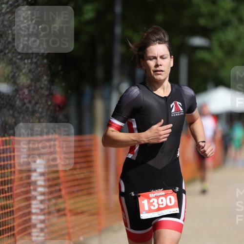 07.09.2025 - 19. Norderstedt Triathlon Michael Strokosch http://msf.ph/oto/8796906 07.09.2025 11:55:49 Laufen 1236, 1390 meine-sportfotos.de