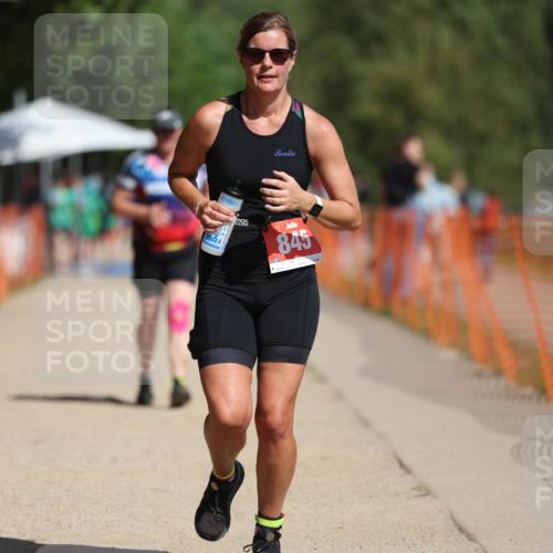 07.09.2025 - 19. Norderstedt Triathlon Michael Strokosch http://msf.ph/oto/8797140 07.09.2025 12:21:19 Laufen 233, 845, 1220 meine-sportfotos.de