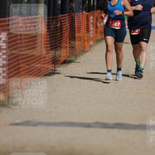07.09.2025 - 19. Norderstedt Triathlon Michael Strokosch http://msf.ph/oto/8797229 07.09.2025 12:21:45 Laufen 190, 1267 meine-sportfotos.de