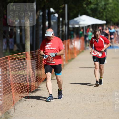 07.09.2025 - 19. Norderstedt Triathlon Michael Strokosch http://msf.ph/oto/8797406 07.09.2025 12:22:33 Laufen 830, 1229 meine-sportfotos.de