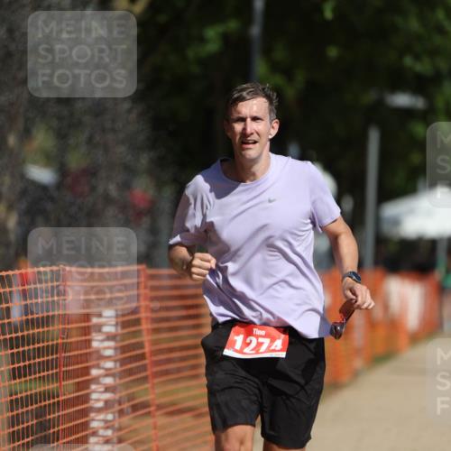 07.09.2025 - 19. Norderstedt Triathlon Michael Strokosch http://msf.ph/oto/8797413 07.09.2025 11:56:46 Laufen 1210, 1274 meine-sportfotos.de