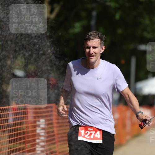 07.09.2025 - 19. Norderstedt Triathlon Michael Strokosch http://msf.ph/oto/8797424 07.09.2025 11:56:47 Laufen 1274 meine-sportfotos.de