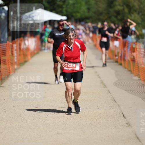 07.09.2025 - 19. Norderstedt Triathlon Michael Strokosch http://msf.ph/oto/8797437 07.09.2025 12:22:36 Laufen 253, 830, 1229 meine-sportfotos.de