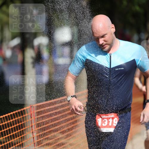 07.09.2025 - 19. Norderstedt Triathlon Michael Strokosch http://msf.ph/oto/8797592 07.09.2025 12:22:57 Laufen 162, 163, 164, 1233, 1319 meine-sportfotos.de