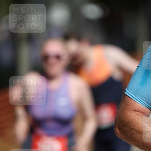 07.09.2025 - 19. Norderstedt Triathlon Michael Strokosch http://msf.ph/oto/8797612 07.09.2025 12:22:58 Laufen 162, 163, 164, 1233, 1319 meine-sportfotos.de