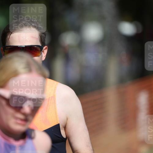 07.09.2025 - 19. Norderstedt Triathlon Michael Strokosch http://msf.ph/oto/8797622 07.09.2025 12:23:00 Laufen 162, 163, 164, 1319 meine-sportfotos.de