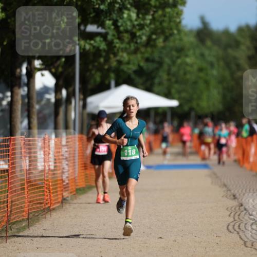 07.09.2025 - 19. Norderstedt Triathlon Michael Strokosch http://msf.ph/oto/8797652 07.09.2025 10:54:01 Laufen 93, 118 meine-sportfotos.de