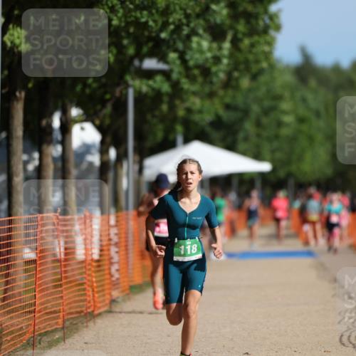 07.09.2025 - 19. Norderstedt Triathlon Michael Strokosch http://msf.ph/oto/8797669 07.09.2025 10:54:02 Laufen 93, 118 meine-sportfotos.de