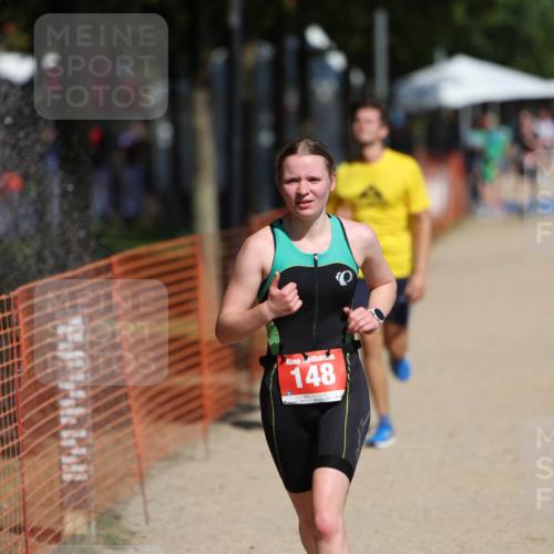 07.09.2025 - 19. Norderstedt Triathlon Michael Strokosch http://msf.ph/oto/8797720 07.09.2025 12:23:21 Laufen 148, 228 meine-sportfotos.de