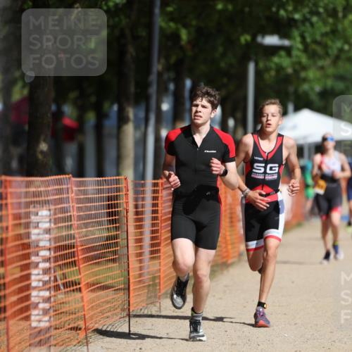 07.09.2025 - 19. Norderstedt Triathlon Michael Strokosch http://msf.ph/oto/8797864 07.09.2025 11:57:19 Laufen 1153, 1162, 1199 meine-sportfotos.de